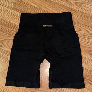 Bo+Tee biker shorts